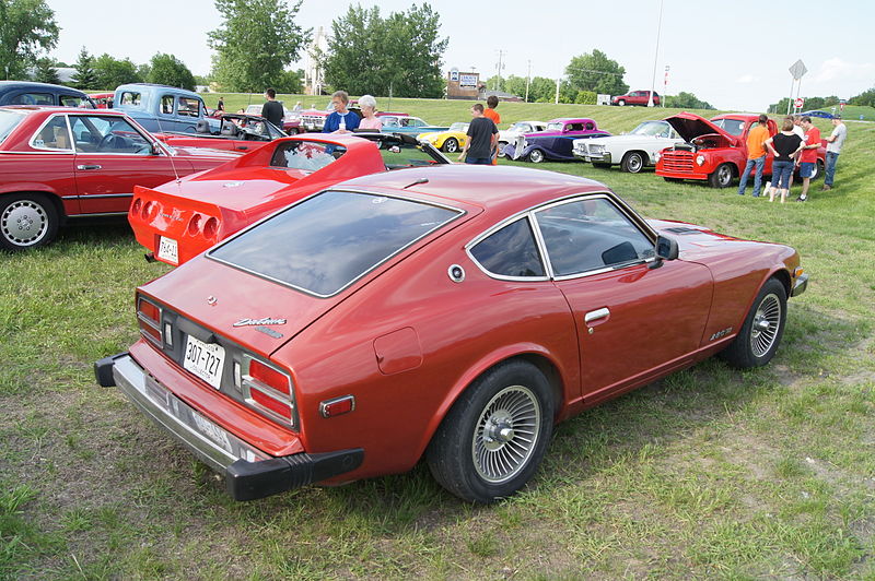 800px-77_Datsun_280Z_%289091092569%29.jpg